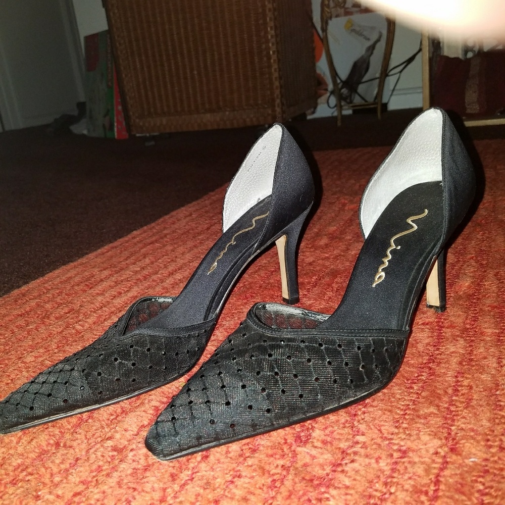 Woman dress shoes size 11